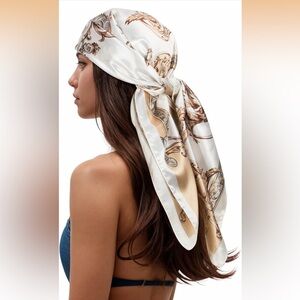 NWT Silk Printed Hair Scarf